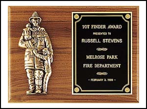 P7/X Engravable Fireman Award Walnut Plaque with Cast Metal Fireman